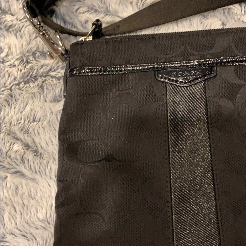 COACH SATCHEL - Picture 2 of 4